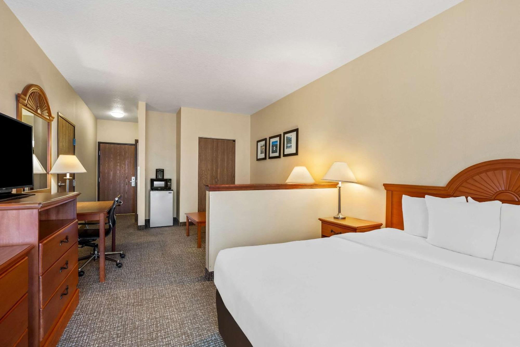 Comfort Inn & Suites Hermiston Extérieur photo