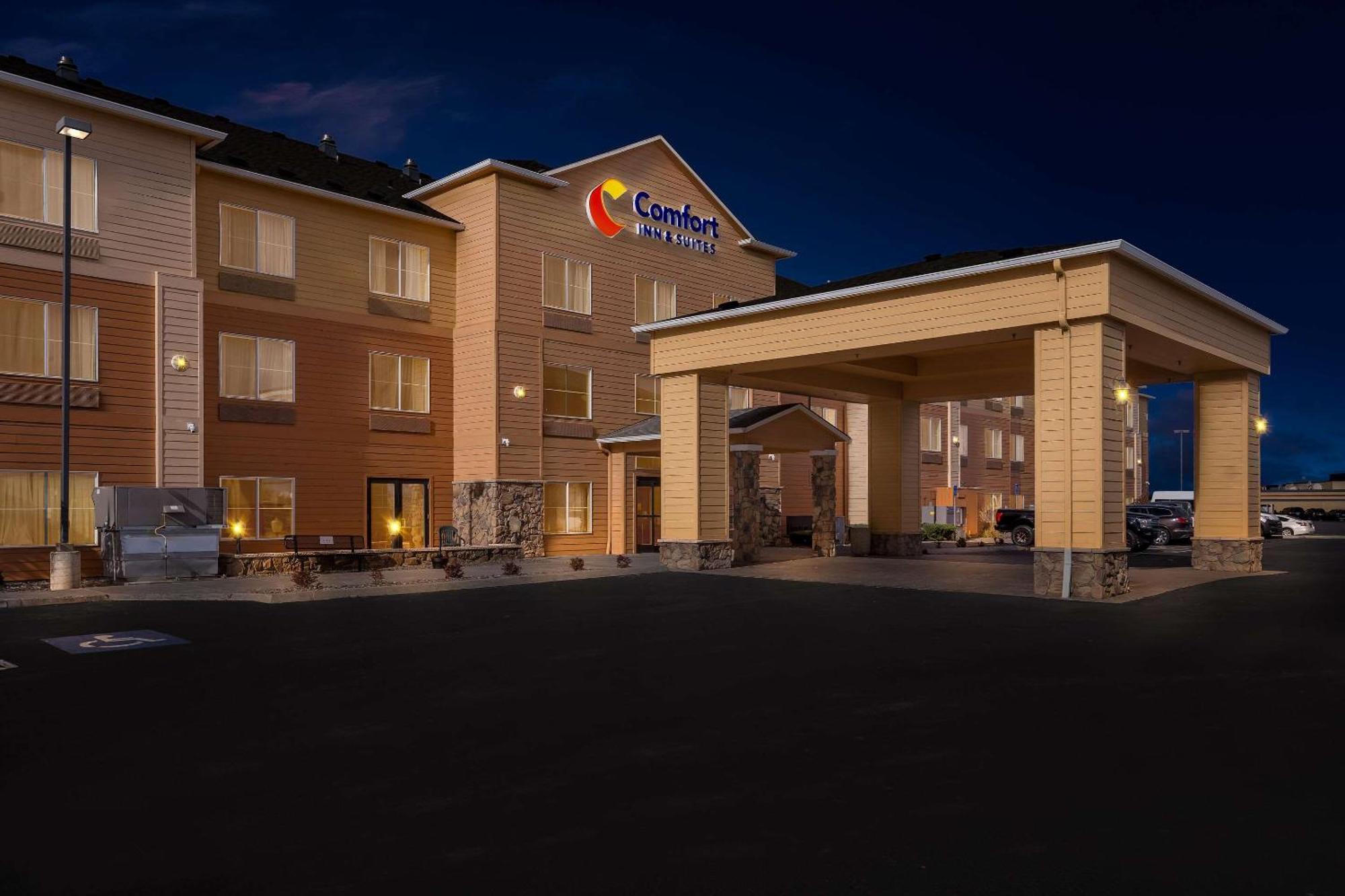 Comfort Inn & Suites Hermiston Extérieur photo