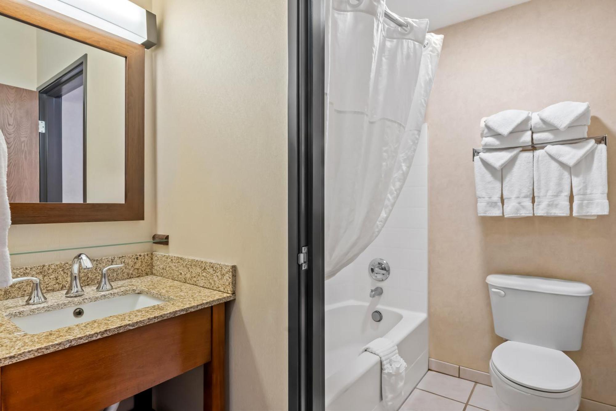 Comfort Inn & Suites Hermiston Extérieur photo